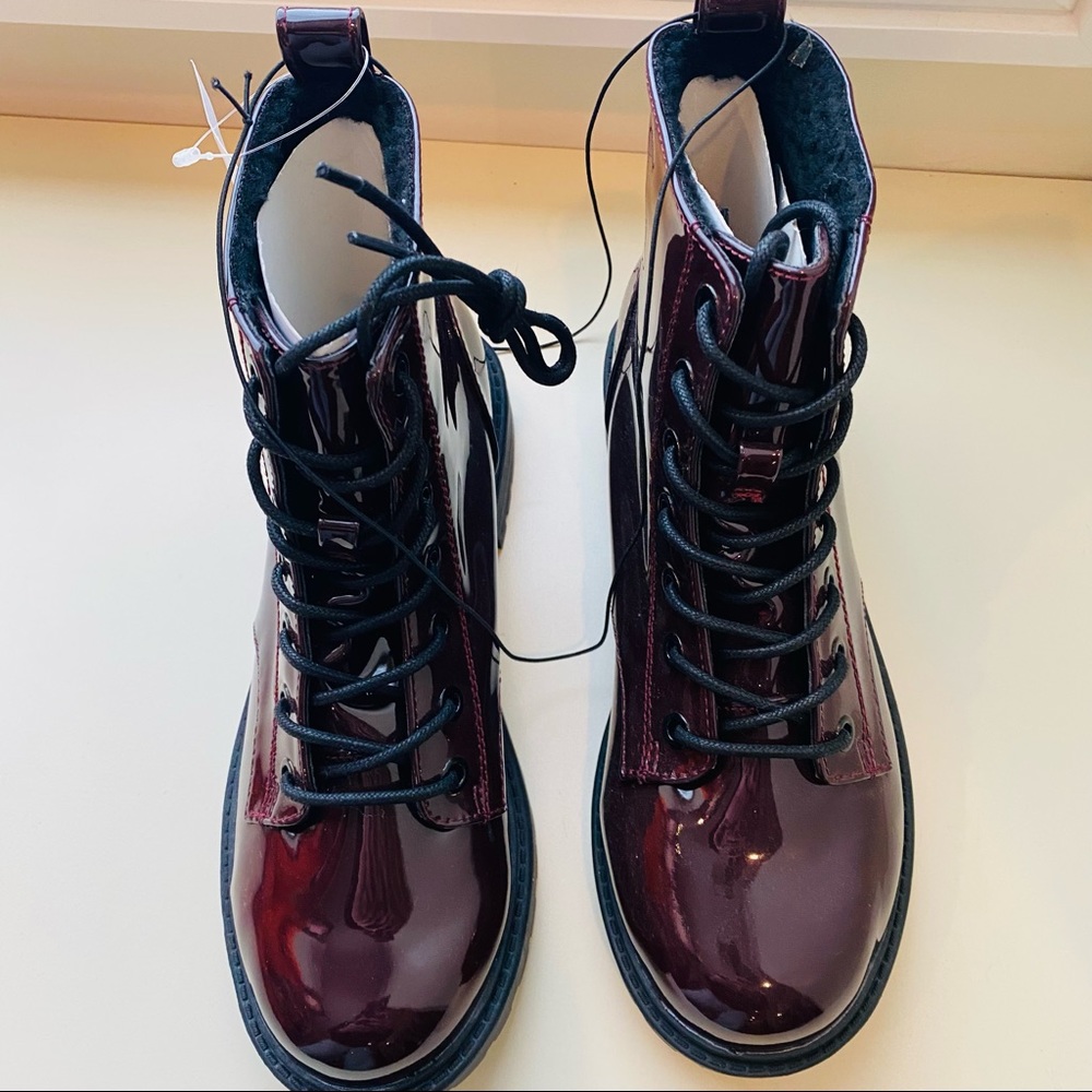 NWT Ankle-length Patent Faux Leather Burgundy Boot